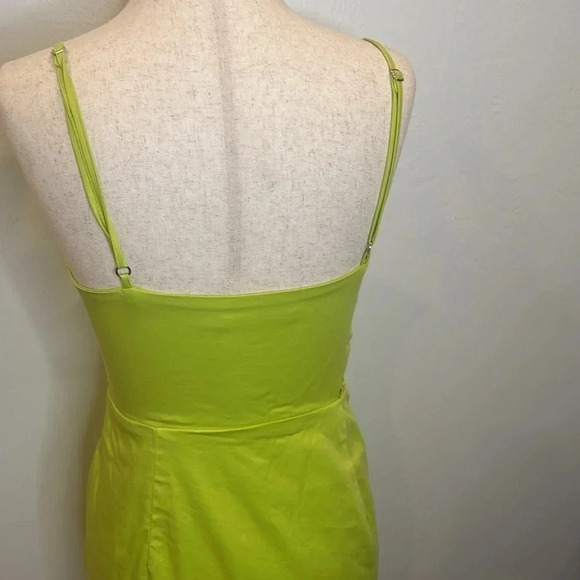 ZARA BODYCON DRESS WITH SIDE CUT OUT DETAIL - Picture 7 of 9